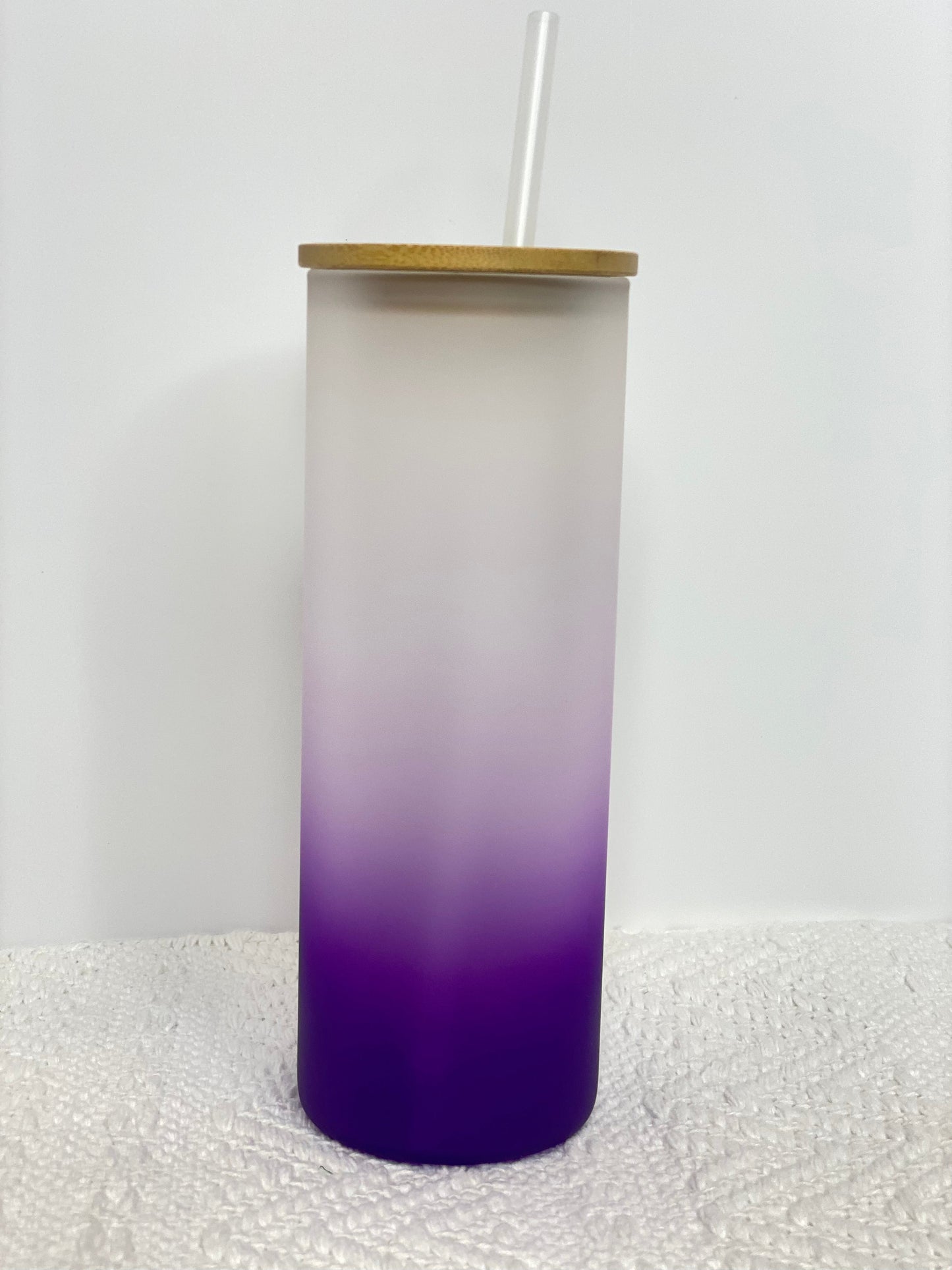CASE DEALS! Ombre Colored 25 Oz Frosted Glass Tumbler w/ Bamboo AND Clear Lid